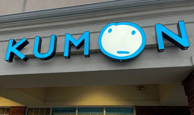 Kumon Learning Channel Lettering Sign
